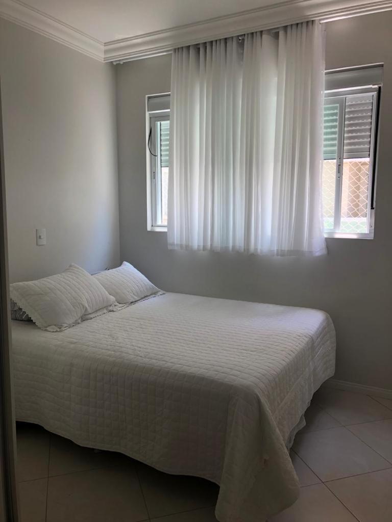 Apartamento Ravena - Praia Dos Ingleses Florianópolis Buitenkant foto