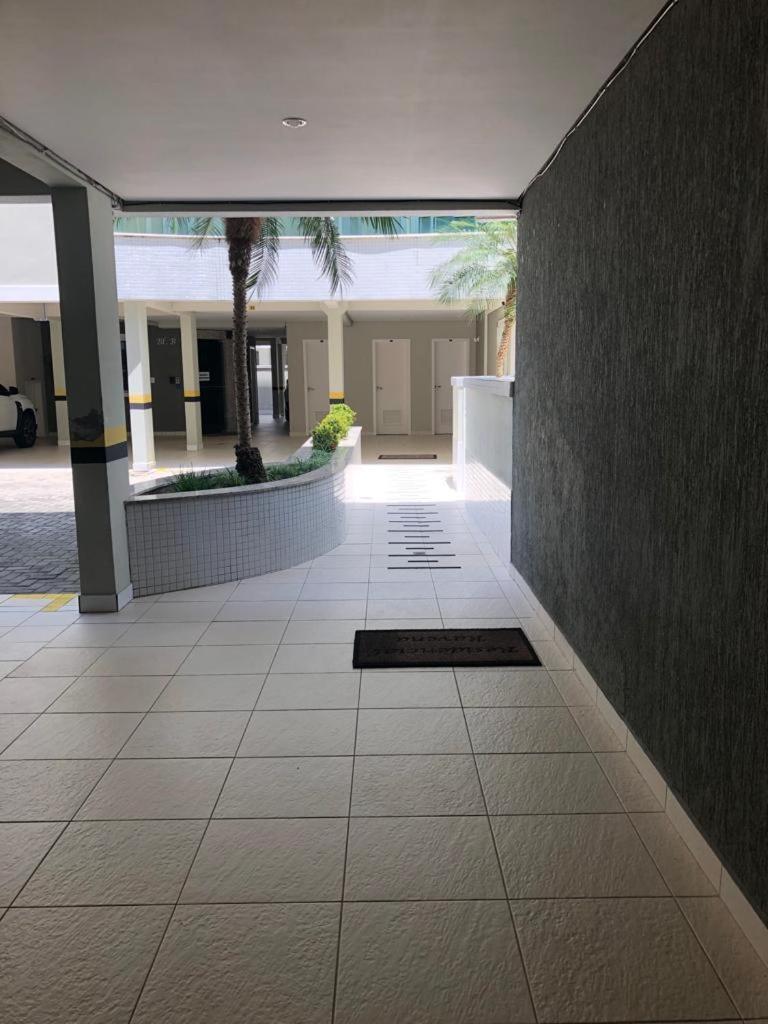 Apartamento Ravena - Praia Dos Ingleses Florianópolis Buitenkant foto