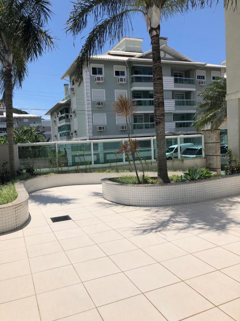 Apartamento Ravena - Praia Dos Ingleses Florianópolis Buitenkant foto